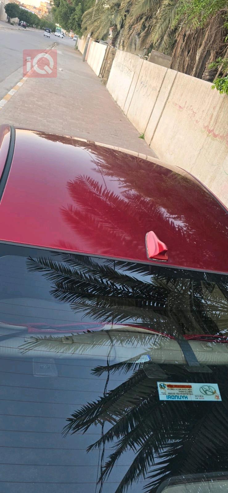 هیوندای ئەلەنترا